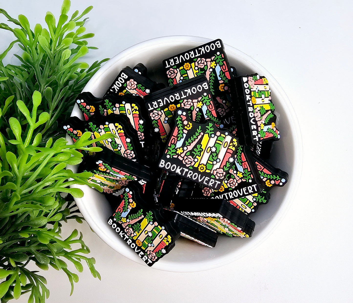 Booktrovert Focal Bead